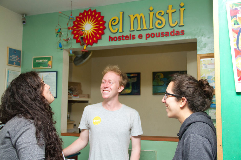 Hostal El Misti Rio Copacabana *